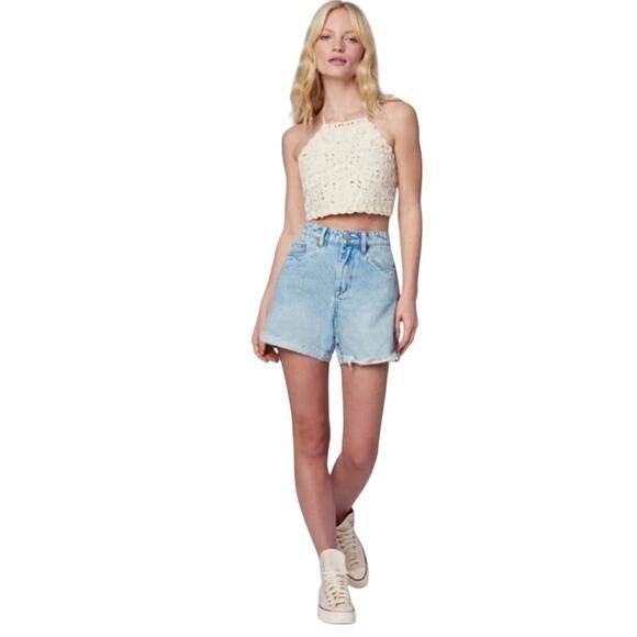 Blank NYC The Perry Mom Shorts Cuffed Minimal Distressing Light Wash Size 27 - Picture 11 of 11